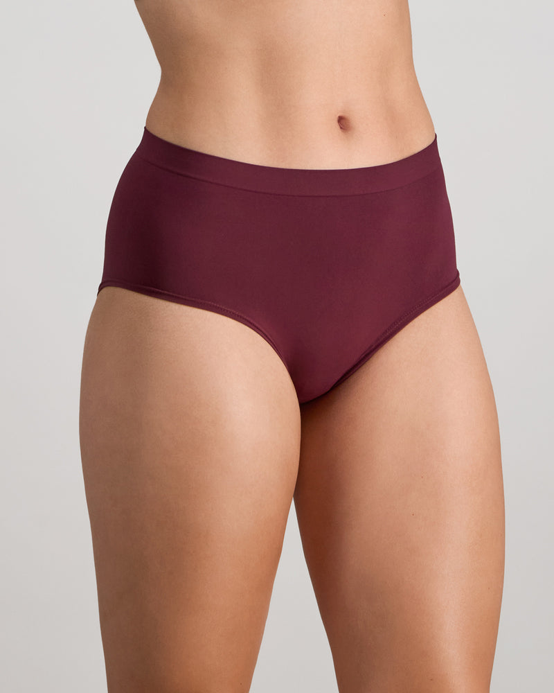 Model wears Seamless Soft Full Brief in FIG. On body side view