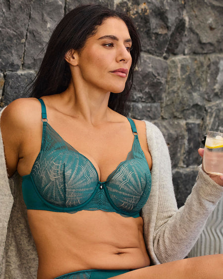 Coco Divine Contour Bra in MEDITERRANEA. Feature shot