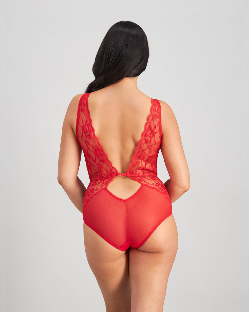 Model wears Giuliana Bodysuit in SALSA. On body back view