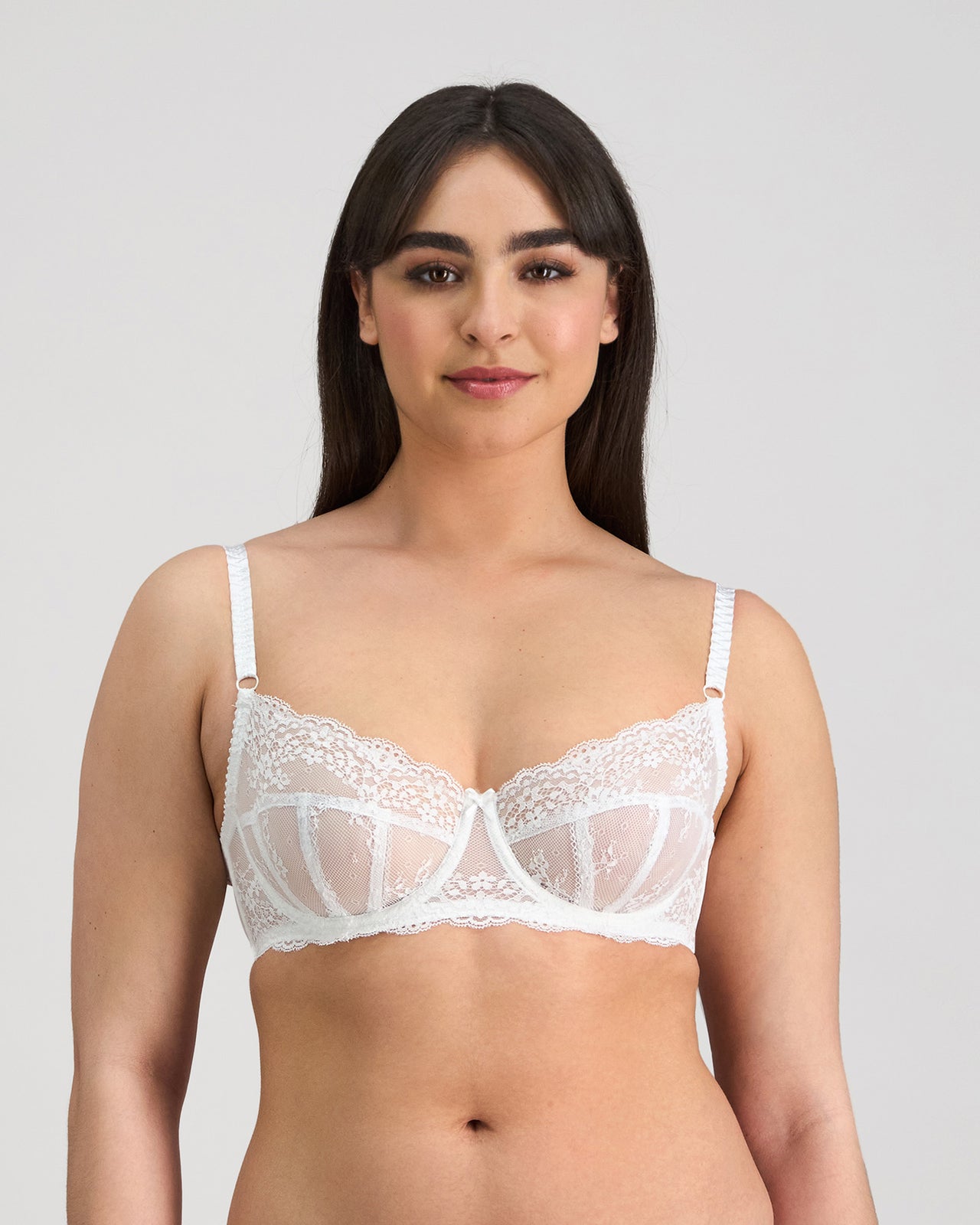 Model wears Sofia Underwire Bra in BRIGHT WHITE. On body front view