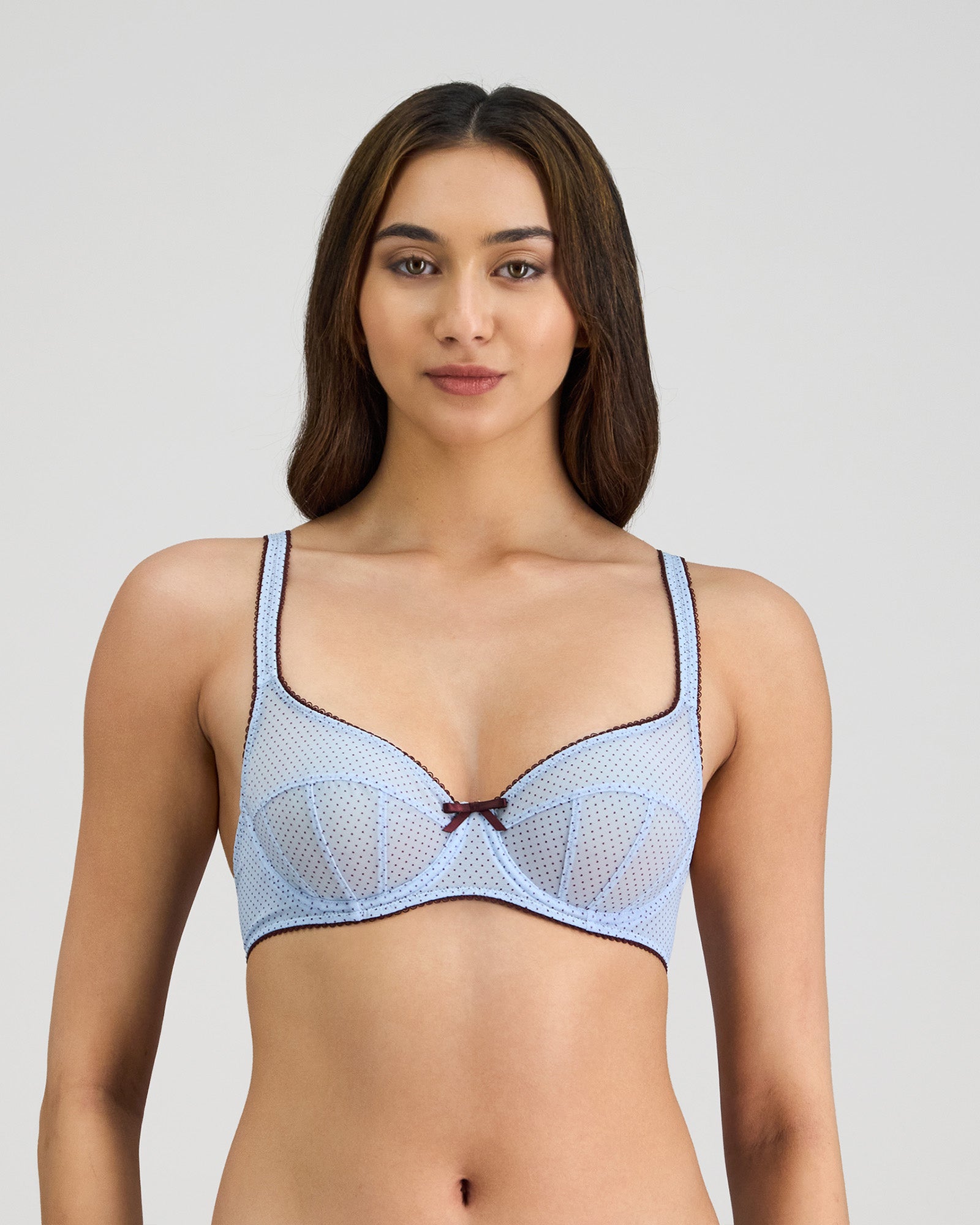 Model wears Harmony 2.0 Underwire Bra in SKYWAY/FIG. On body front view