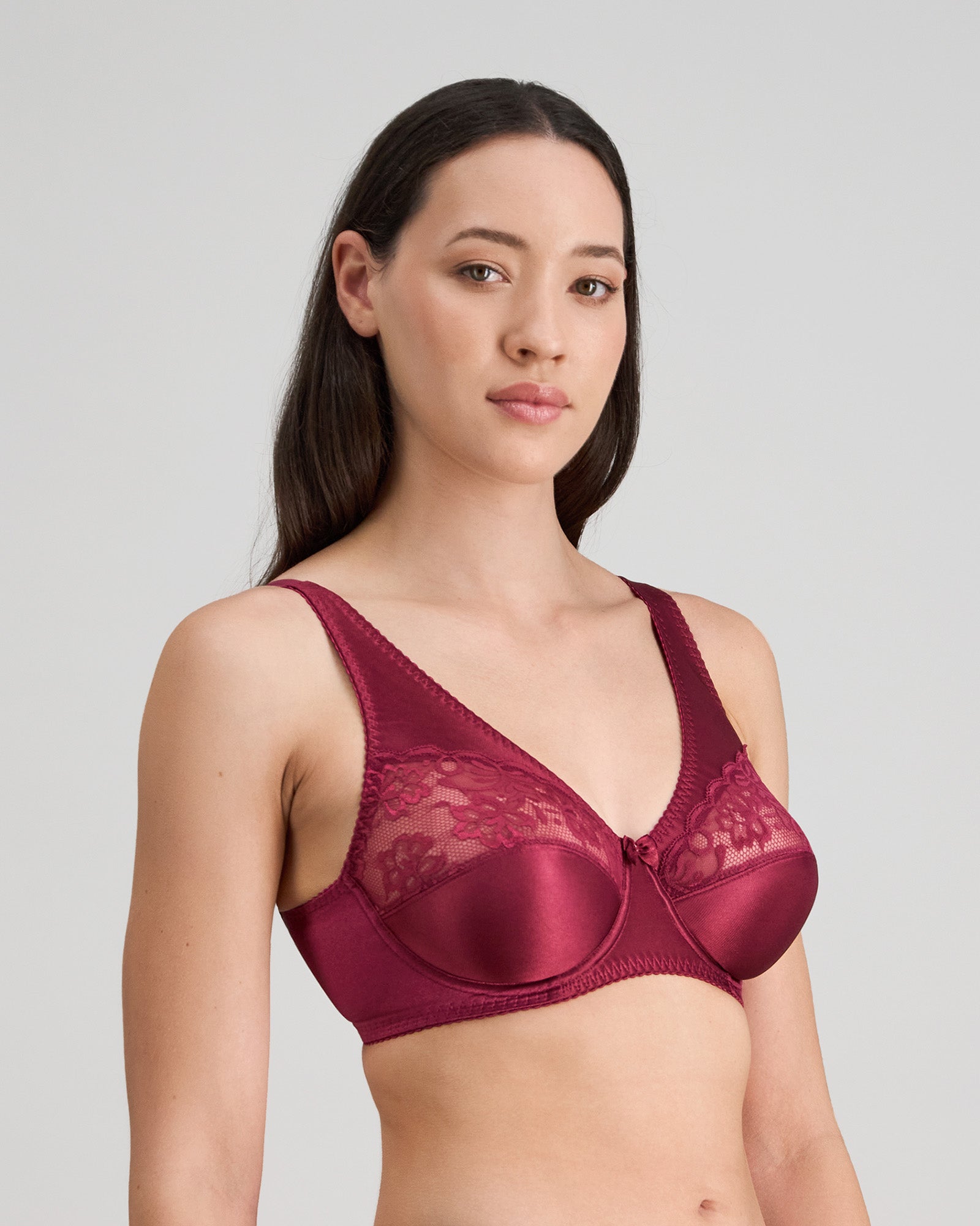 Model wears Classic Underwire Underwire Bra in BEAUJOLAIS. On body side view