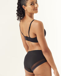 Comfit Collection Midi in BLACK. Feature shot
