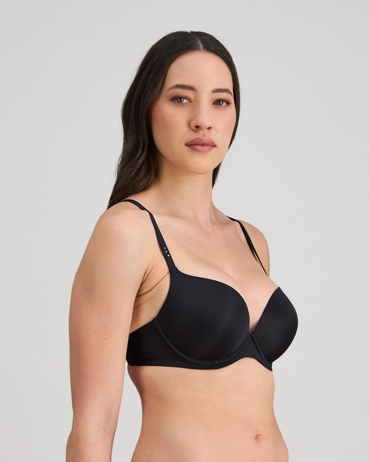 Model wears My Fit Smooth Push Up Bra in BLACK. On body side view
