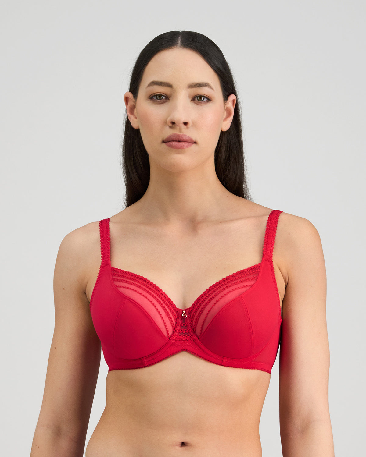 Model wears Faithful Underwire Bra in JAZZY. On body front view