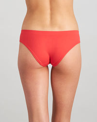 Model wears Seamless Bikini in BITTERSWEET. On body back view