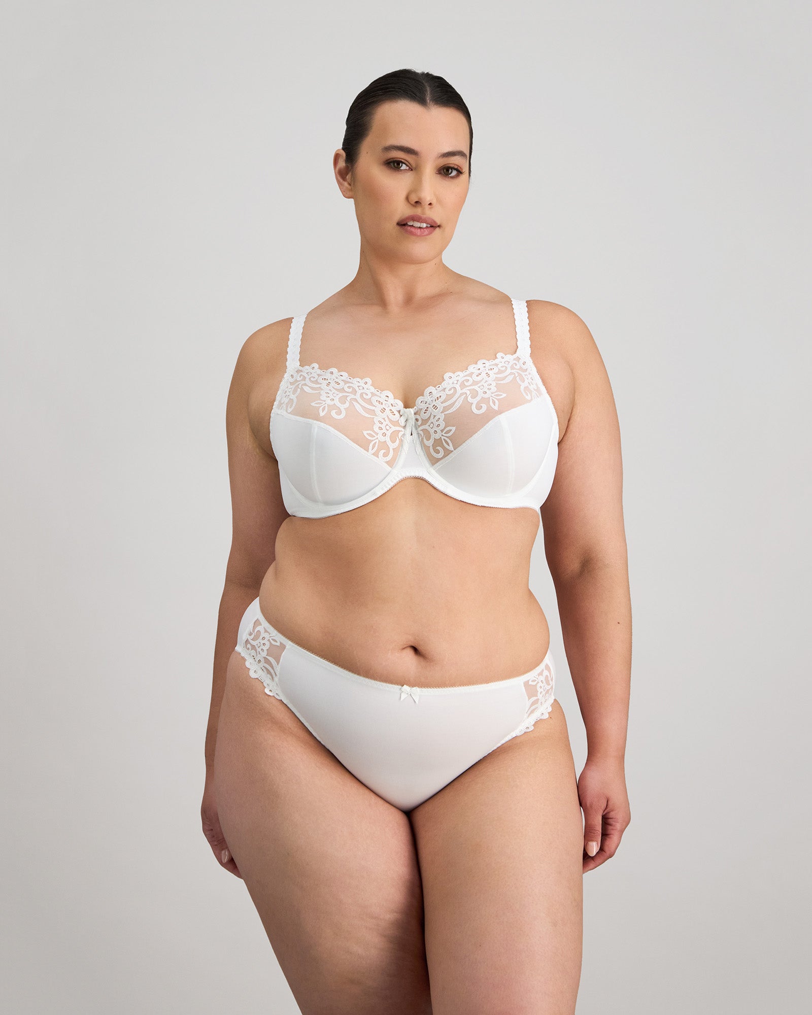 Coral Underwire Bra in WHITE. Flat lay back view