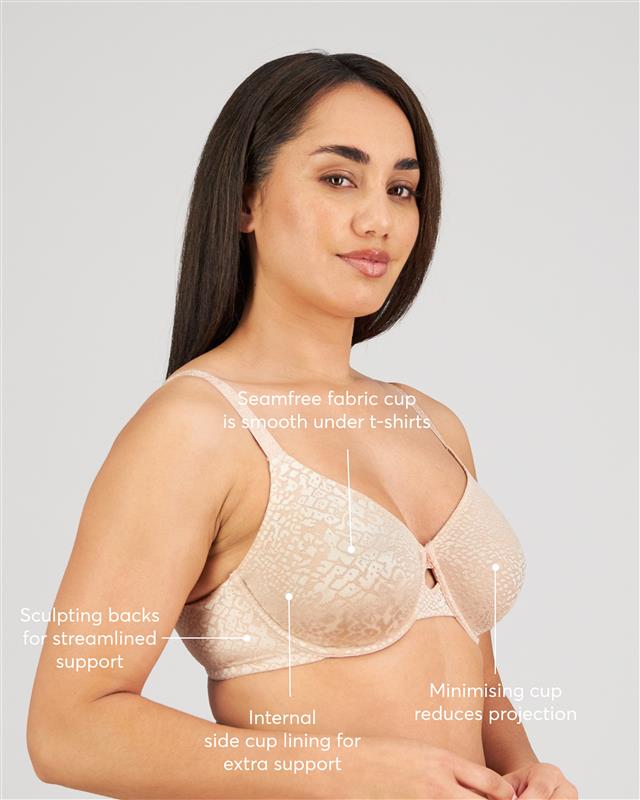 Manifest Underwire Bra in LATTE. Feature shot