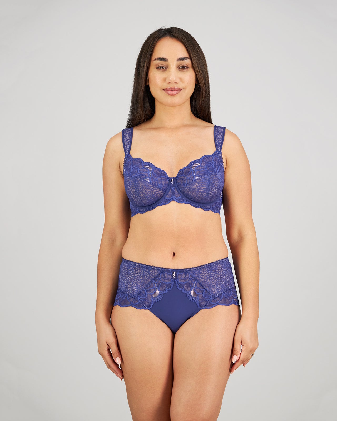 Midnight Express Underwire Bra in BLUE RIBBON. Feature shot