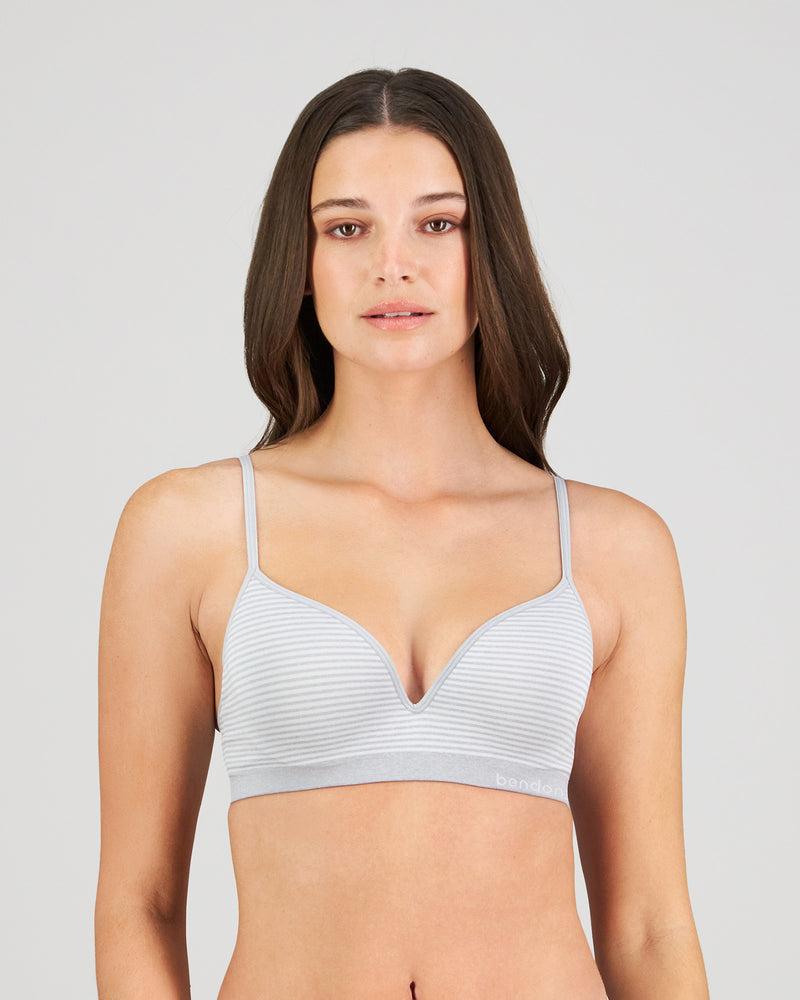 Model wears Simply Seamless Contour Bra in GREY MARL/WHITE STRIPE. On body front view