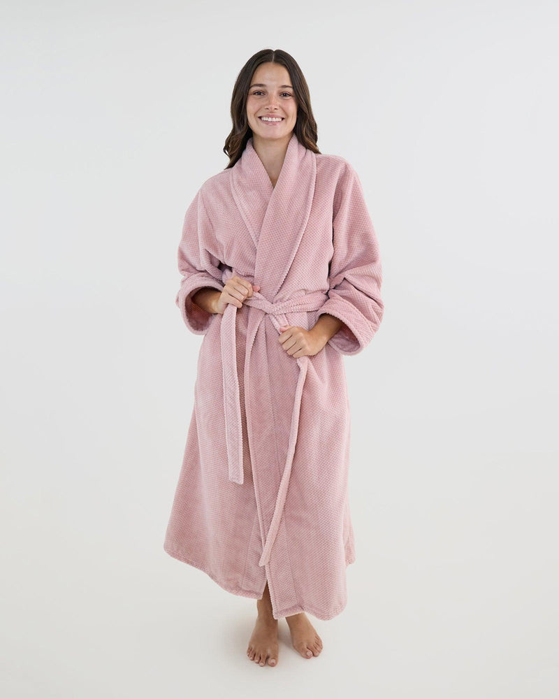 Model wears Cardrona Robe in PALE MAUVE. On body front view