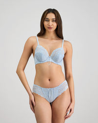 Yvette Underwire Bra in SKYWAY. Feature shot