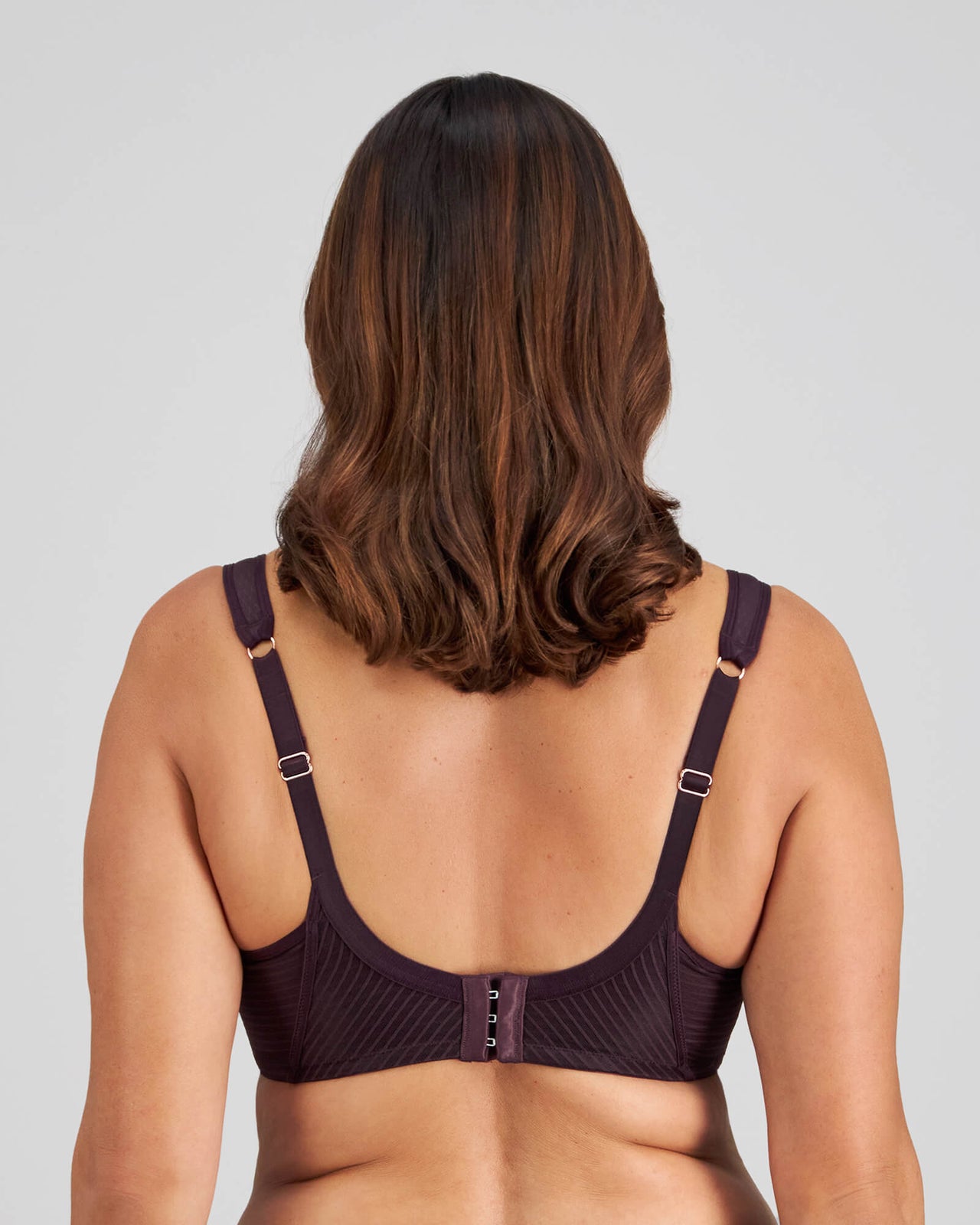 F22-685.PLUM.BB