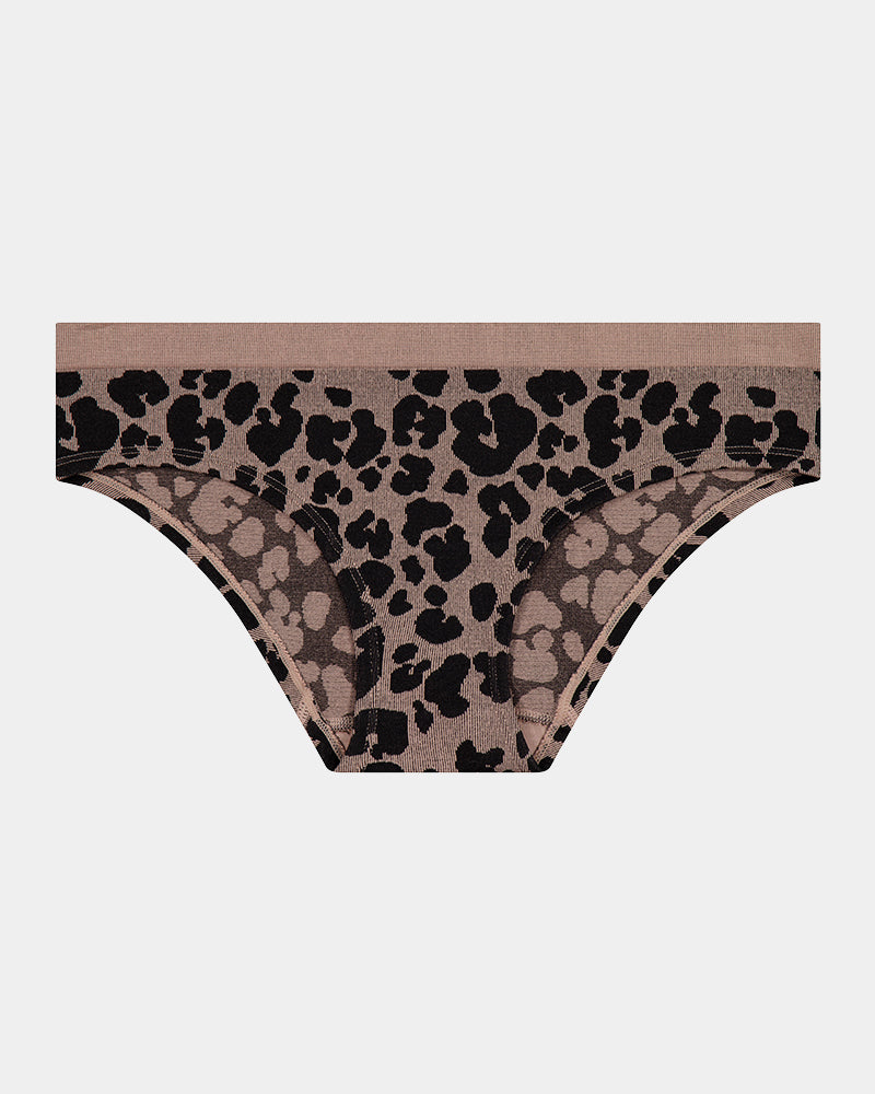 Seamless Jacquard Bikini in LEOPARD LOVER. Flat lay front view