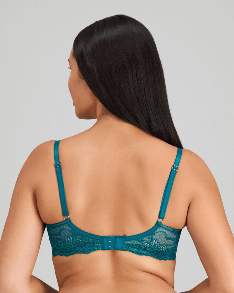Model wears My Fit Lace Underwire Bra in EVERGLADE. On body back view