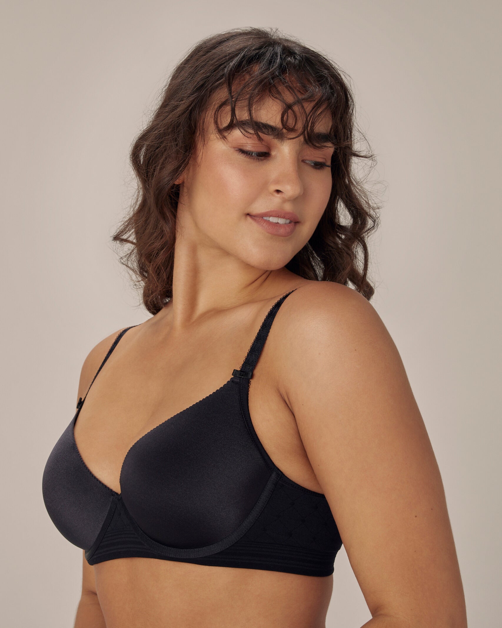 Bendon Women's Embrace Full Coverage Contour Bra - Black